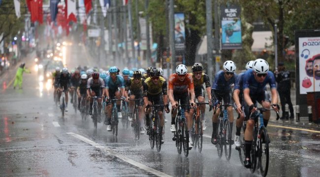 Yağmur altında Tour of İstanbul! Kazanan İstanbul oldu
