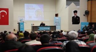 Başkan Büyükkılıç, ‘Köklerden Göklere’ konferansına katıldı