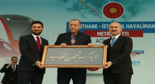 Başkan Öztekin: ''Cumhuriyet'in 100. yılında Kağıthane'ye 100 eser kazandırdık''
