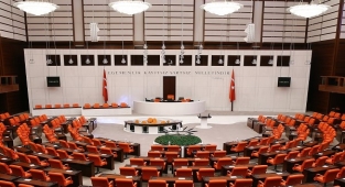 Çalışma hayatıyla ilgili kanun teklifi TBMM Başkanlığına sunuldu