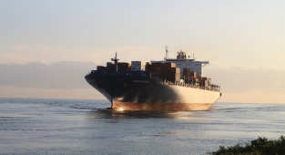 Çanakkale Boğazı'nda arıza yapan tanker kurtarıldı
