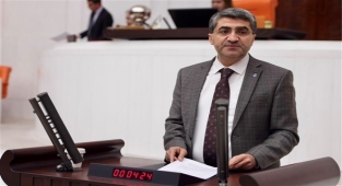 DEVA Partili Ekmen: “THY’nin şehir tanıtımlarında neden Mersin’e yer verilmedi?”