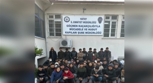 Hatay'da yurda yasa dışı yollarla giren 53 Suriye uyruklu yakalandı