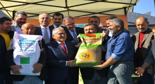 Kayseri'den 2023 yılında tarımsal üretime 412 ton tohum desteği