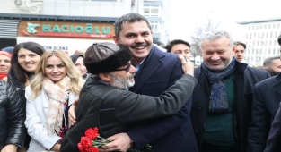 Kurum, Zeytinburnu esnafını ziyaret etti