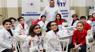 Mustafakemalpaşa'da gençler teknoloji ile buluşturuluyor