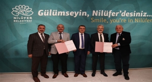 Nilüfer'de pazar yerleri kullanım protokolü için imzalar atıldı