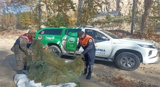 Şanlıurfa'da yasak ağ ile avcılık yapan şahısa para cezası uygulandı