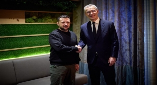 Zelenski, NATO Genel Sekreteri Stoltenberg ile bir araya geldi