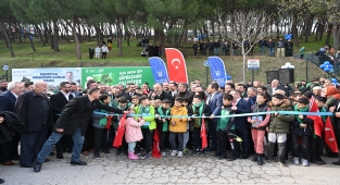 Bursa'da Çamlık Parkı düzenlenen törenle hizmete açıldı
