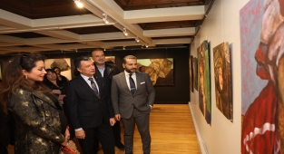 Eskişehir'de “Farklı Zamanlarda” sergisi sanatseverlerle buluştu