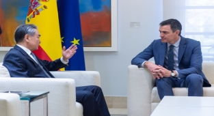 İspanya Başbakanı Sanchez, Wang Yi'yi kabul etti
