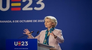 AB Komisyonu Başkanı Leyen: Mısır Orta Doğu'da istikrar ve güvenliğin direğidir