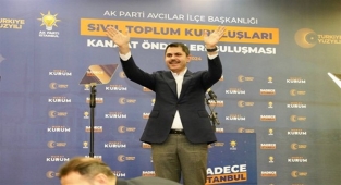 AK Parti'nin İBB Başkan adayı Kurum, HAK-İŞ’in programına katıldı