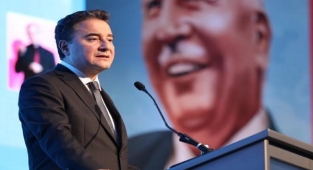 Babacan: “Merkez Bankası’nın faiz artışı bir işe yaramaz, yaramayacak”
