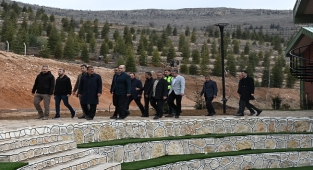 Başkan Gürkan, Beydağı Gençlik Kampı’nda incelemelerde bulundu