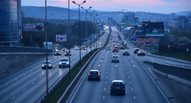 TÜİK-Türkiye genelinde trafiğe kaydı yapılan taşıt sayısı Mart'ta aylık yüzde 17,1 arttı