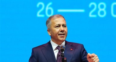 Bakan Yerlikaya: Afyonkarahisar'daki depremde an itibari ile olumsuz bir durum yoktur
