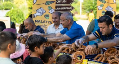 Başkan Er, Yaz Okulu öğrencileri ile doğa yürüyüşü yaptı