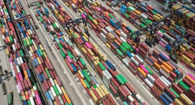 Çin'in mal ve hizmet ticareti fazlası 289,6 milyar yuan oldu