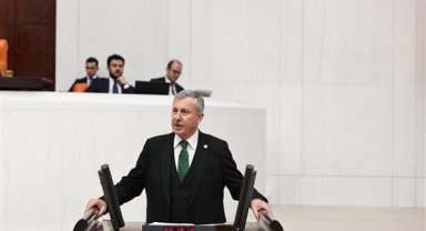 Gelecek Partili Özdağ: Gençlerin ülkeye olan aidiyet duyguları zedelendi
