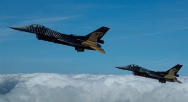 IDF: Savaş uçakları, teröristlerin bulunduğu 2 tesisi imha etti