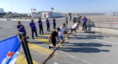 İzmir'de 36 kişilik zabıta memuru alımı için açılan sınava 99 kişi başvurdu