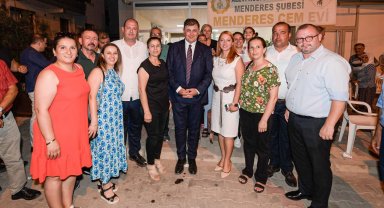 İzmir’deki cemevlerine yaklaşık 10 bin kişilik erzak desteği yapıldı