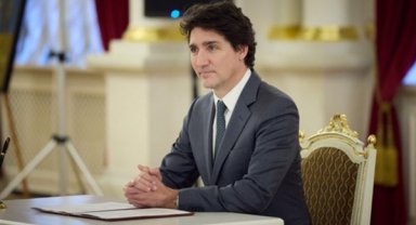 Kanada Başbakanı Trudeau, yeni Kanada Çalışma ve Yaşlılar Bakanı McKinnon'u tebrik etti