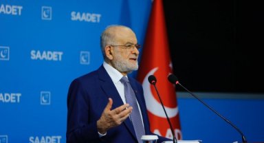 Karamollaoğlu, Süleyman Arif Emre'yi andı