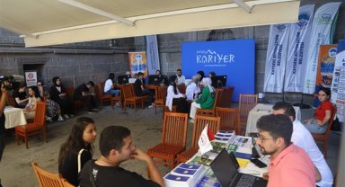 KAYMEK, üç farklı noktada YKS Tercih Danışmanlığı Merkezi hizmeti veriyor