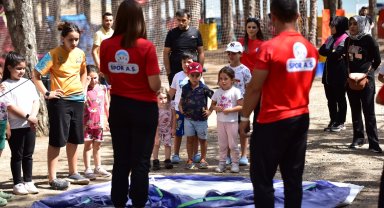 Kayseri Doğa Kampı'nda çocuklara çadır kurma eğitimi verildi