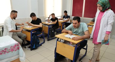 KOMEK, Yaz Okulu, eğitimlerine devam ediyor