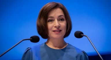 Moldova Cumhurbaşkanı Sandu, Fransa'nın Bastille Günü'nü kutladı
