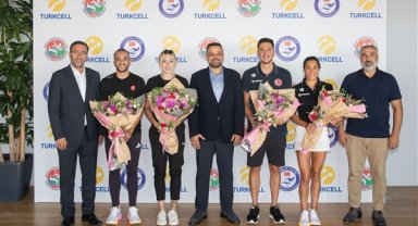 Olimpiyatlarda yarışacak sporcular moral depoladı
