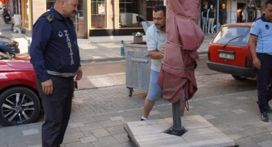 Orhangazi Belediyesi'nden yaya kaldırımı uyarısı