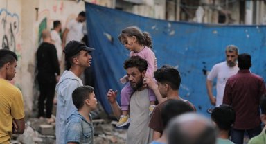 UNRWA: Khan Younis'teki aileler birkez daha İsrail makamlarından tahliye emirleri aldı