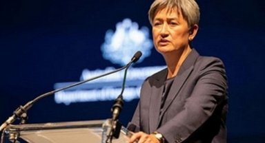 Wong, MH17 uçağının düşürülmesinde hayatını kaybedenleri andı