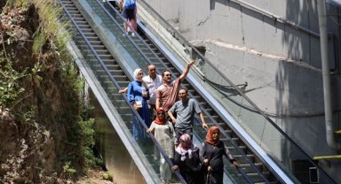 Yürüyen merdivenler tekrar Bursalıların hizmetine açıldı