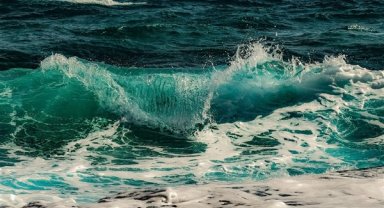 9 bölgede deniz kirliliğine karşı çalışmalar sürüyor