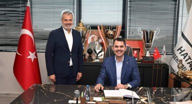 Bakan Kurum, Hatay Büyükşehir Belediye Başkanı Öntürk’ü ziyaret etti