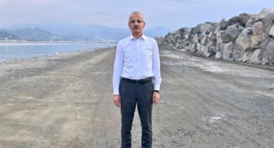 Bakan Uraloğlu: Trabzon’a durmadan, yorulmadan hizmete devam edeceğiz