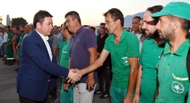 Başkan Aydın, temizlik personelleriyle bir araya geldi