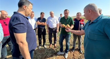 Genel Müdür Erdem, patates üreticileriyle bir araya geldi