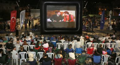 Küçükçekmece'de nostaljik film günleri
