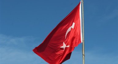TBMM Başkanı Kurtulmuş, Yüzbaşı Agah Efendi Şehitliği'ni ziyaret etti