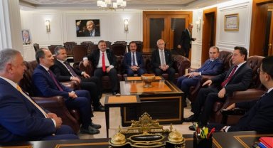 Babacan, Yeniden Refah Partisi Genel Başkanı Erbakan’ı ziyaret etti