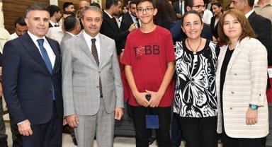 Başarılı öğrenci ve öğretmenler BİGEP ile ödüllendirildi