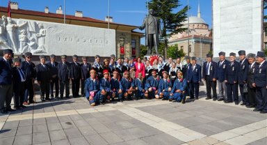 Başkan Ünlüce: Eskişehir halkı kurtuluş sürecinde bir direnç noktası, bir semboldür