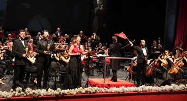 “Bir Ulus Uyanıyor” konseri sanatseverlerle buluştu